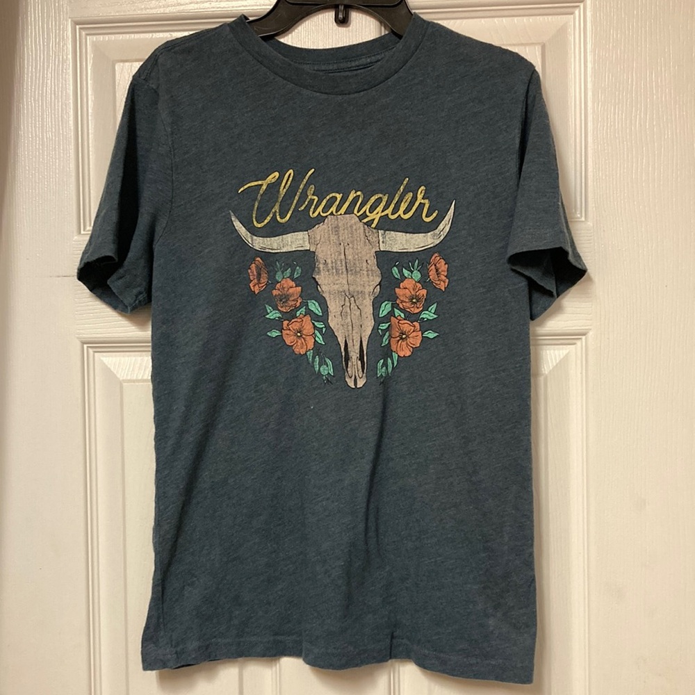Wrangler Graphic Tee  women’s size Small